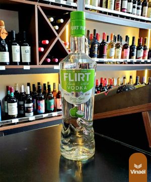FLIRT VODKA GREEN APPLE 1L