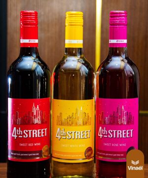 4TH STREET SWEET ROSE 750ML 4TH STREET SWEET ROSE 750ML