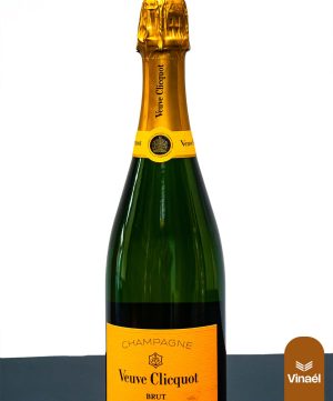 VEUVE CLICQUOT 750ML